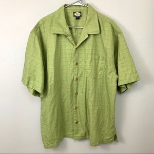 🏄‍♂️Tommy Bahama Button Down Shirt